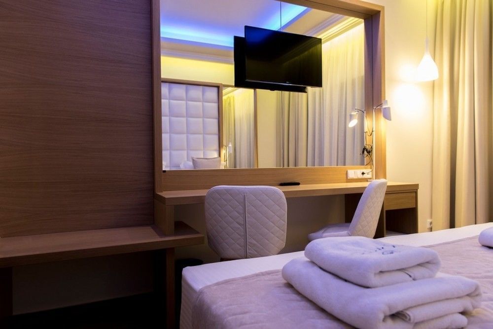 Porto Marine Hotel Platamónasz Kültér fotó